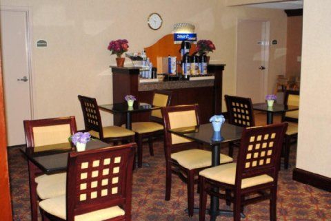 Holiday Inn Express Waterbury Εξωτερικό φωτογραφία